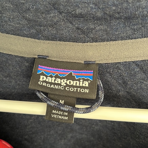 Patagonia button pullover - Picture 3 of 4